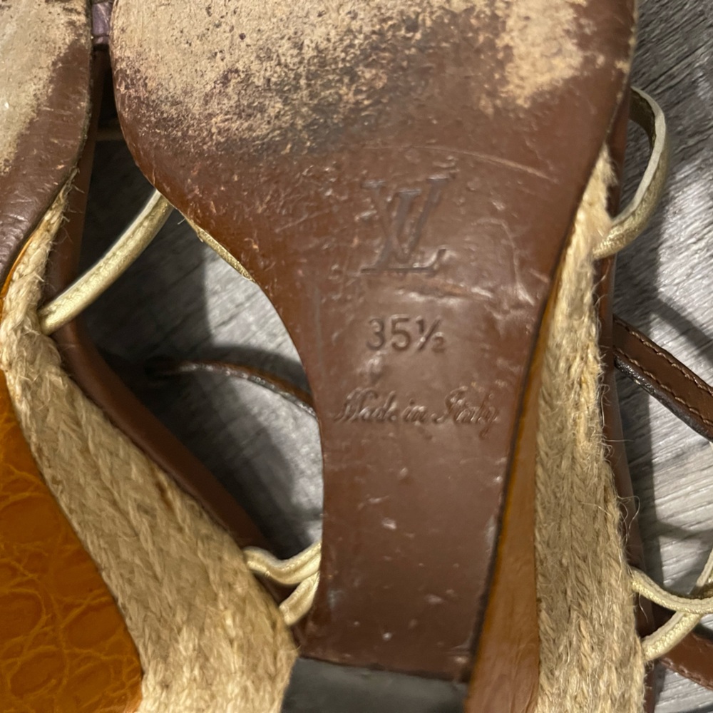 Vintage Louis Vuitton Wedge Sandals size 35.5 - Picture 4 of 9